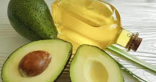 "DIY Avocado Oil: A Step-by-Step Guide to Making Fresh Oil at Home"