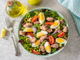 Green Salad with Eggs: A Tasty and Nutritious Summer Delight