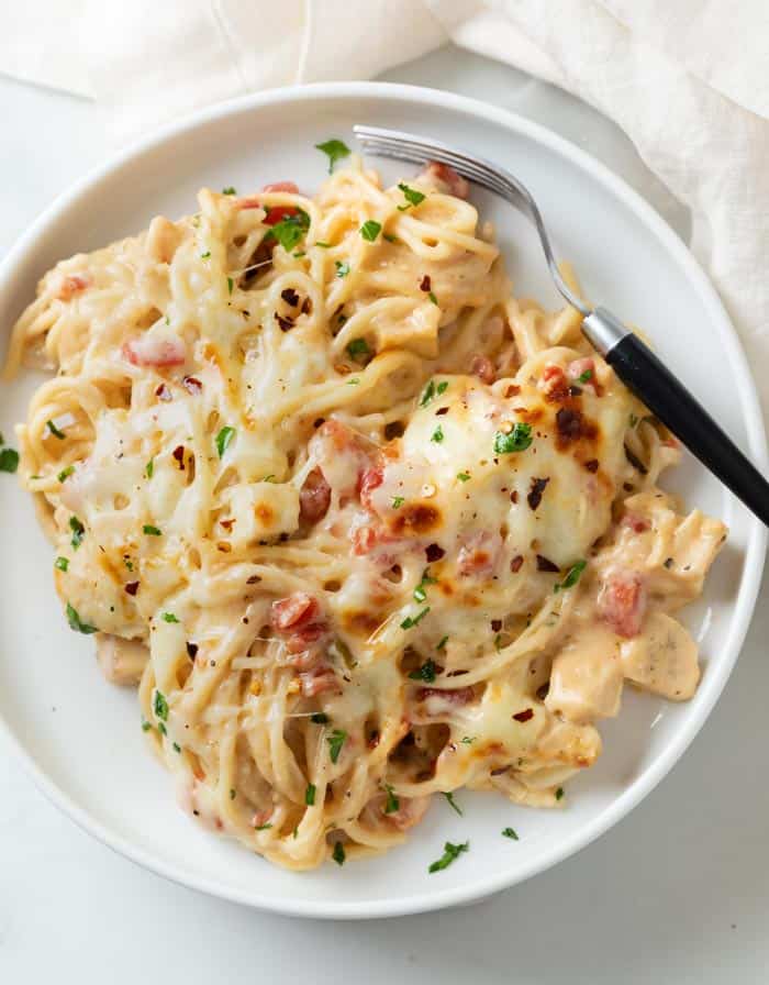 Chicken Spaghetti: A Creamy Delight for Family Dinners