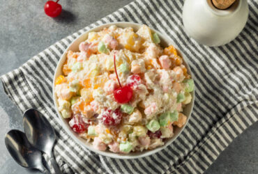 Ambrosia Salad Recipe: A Refreshing Fruit Dessert You’ll Love