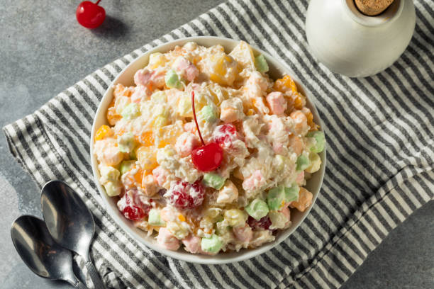 Ambrosia Salad Recipe: A Refreshing Fruit Dessert You’ll Love