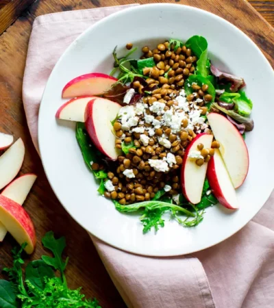 Mixed Greens with Lentils & Sliced Apple Salad